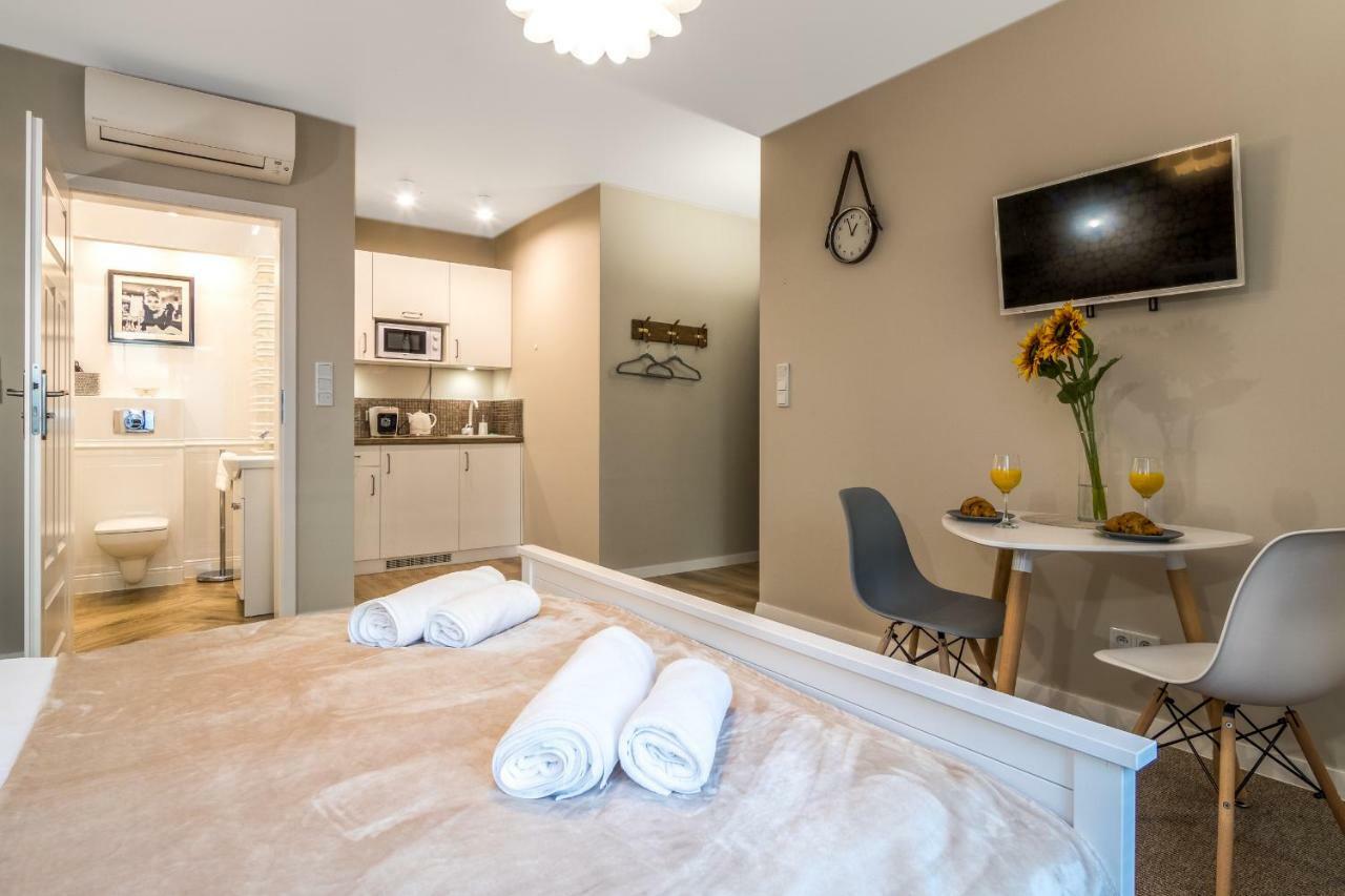 Apartments Sw. Wawrzynca 19 A4You Krasków Εξωτερικό φωτογραφία